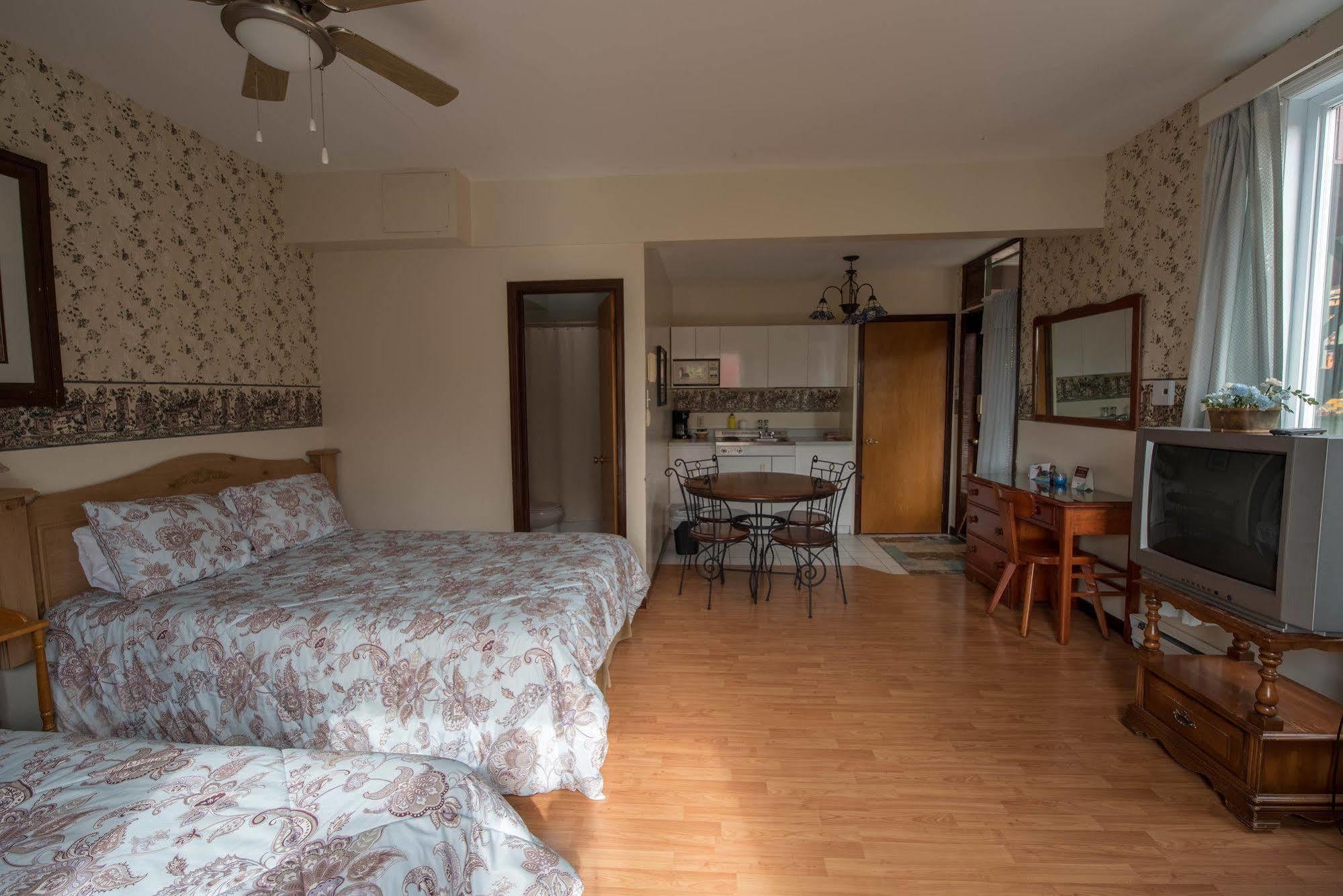 Auberge Villa Bellerive Nominingue Exteriör bild