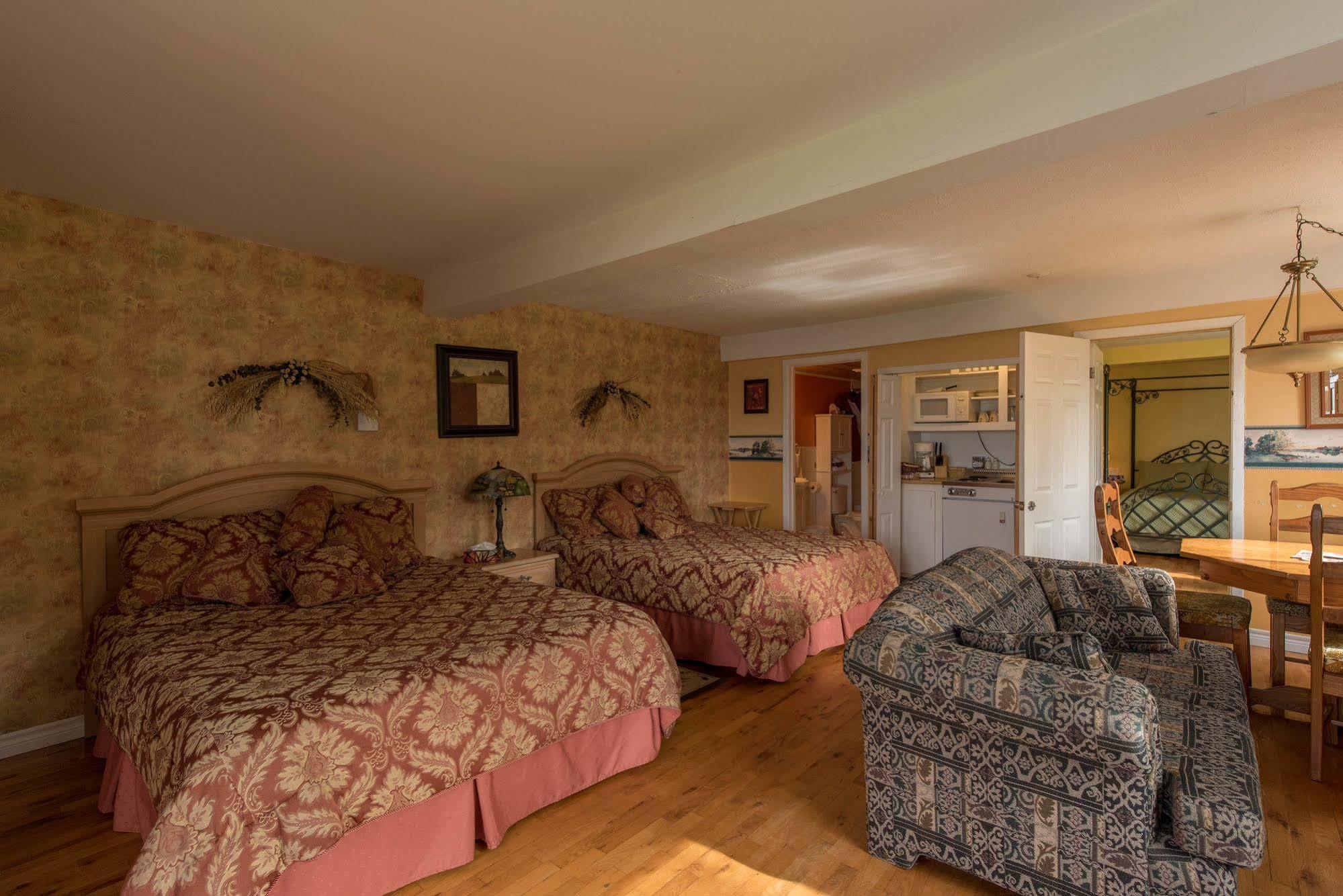 Auberge Villa Bellerive Nominingue Exteriör bild