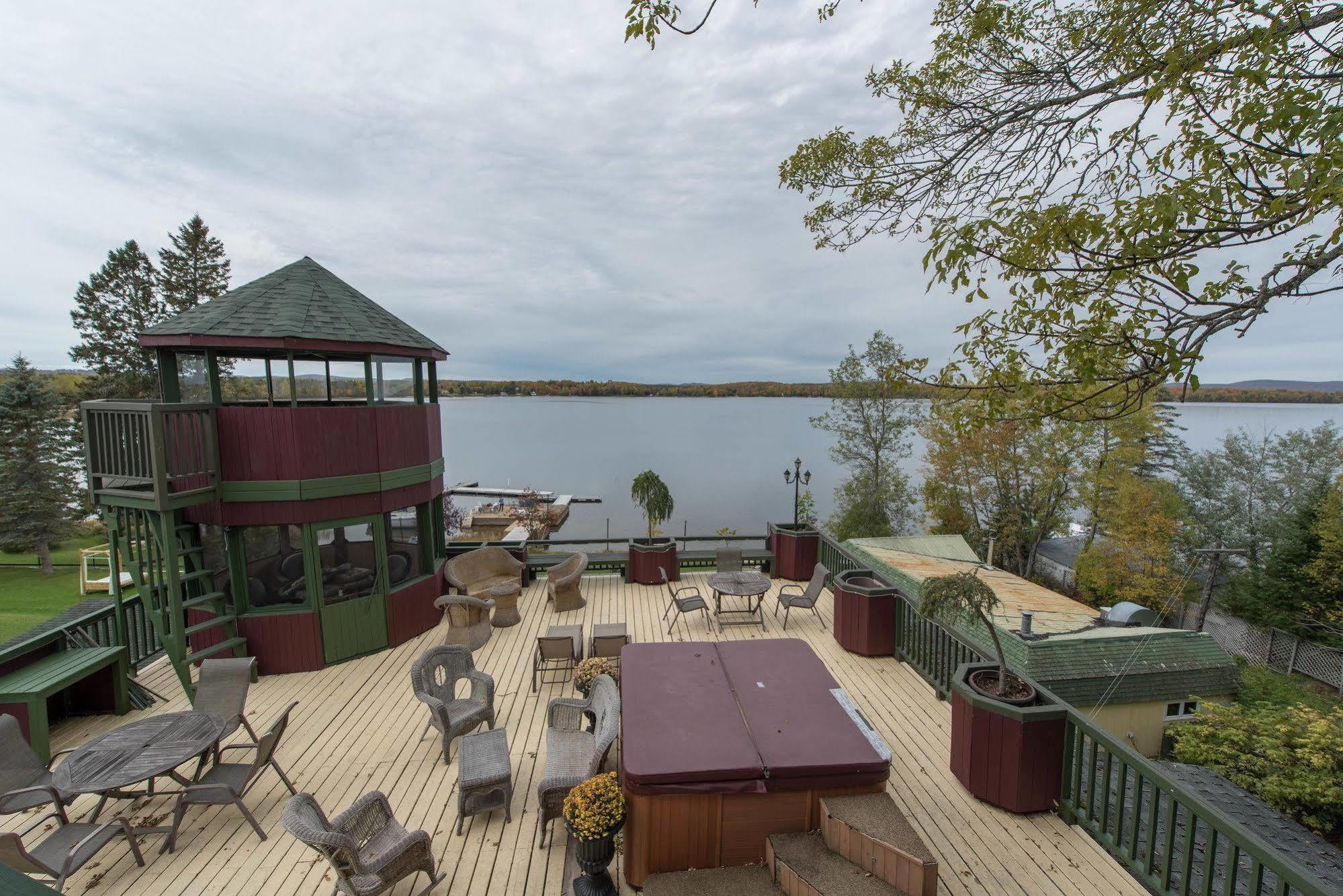 Auberge Villa Bellerive Nominingue Exteriör bild