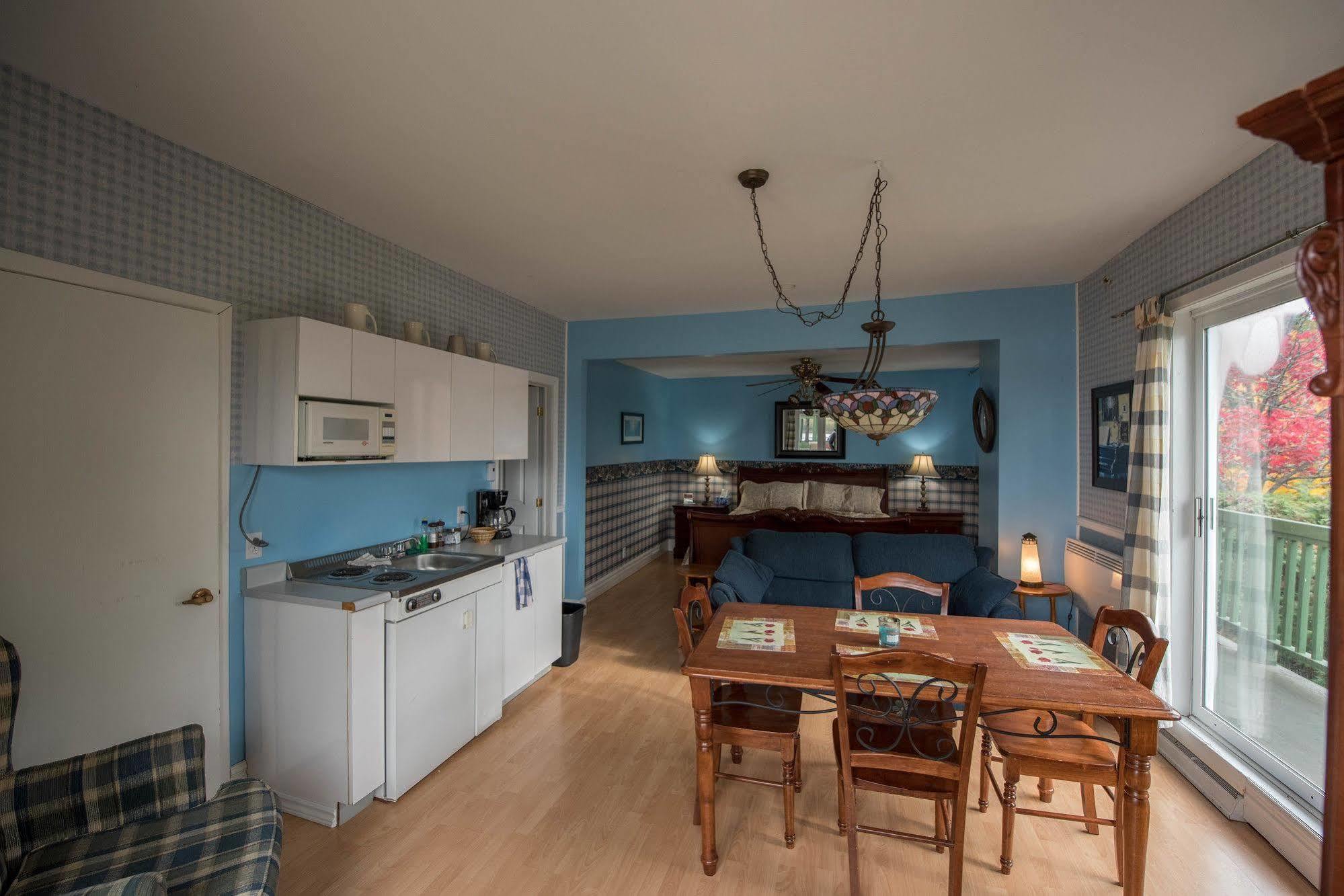 Auberge Villa Bellerive Nominingue Exteriör bild